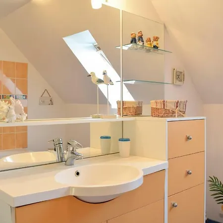 Holiday Saint-germain-sur-ay Ij-1098 بيت للعطل