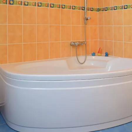 Holiday Saint-germain-sur-ay Ij-1098 بيت للعطل